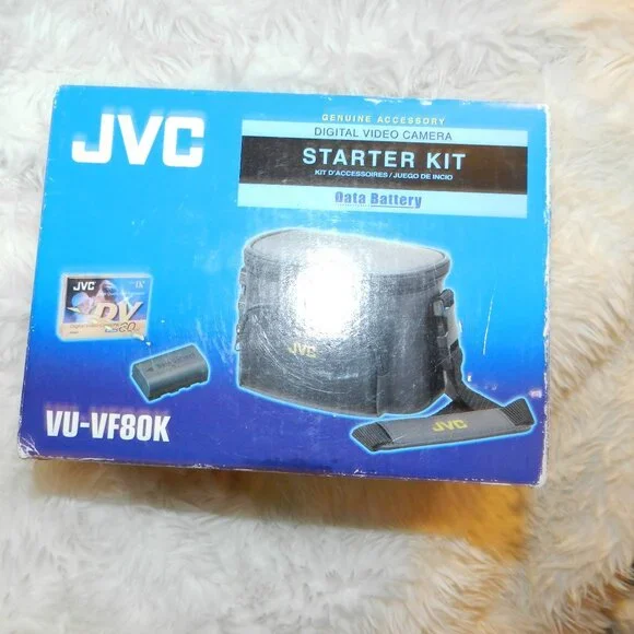 JVC STARTER KIT JVC VU-VF80K CARRY CASE, STRAP, BATTERY PACK, Mini DV tape - Picture 8 of 16